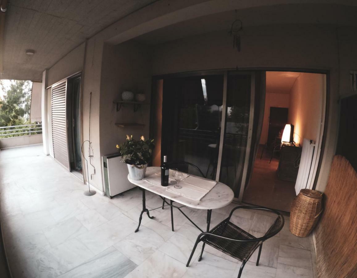 City Break Nearby Metro And Bus Express Airport Athen Exterior foto